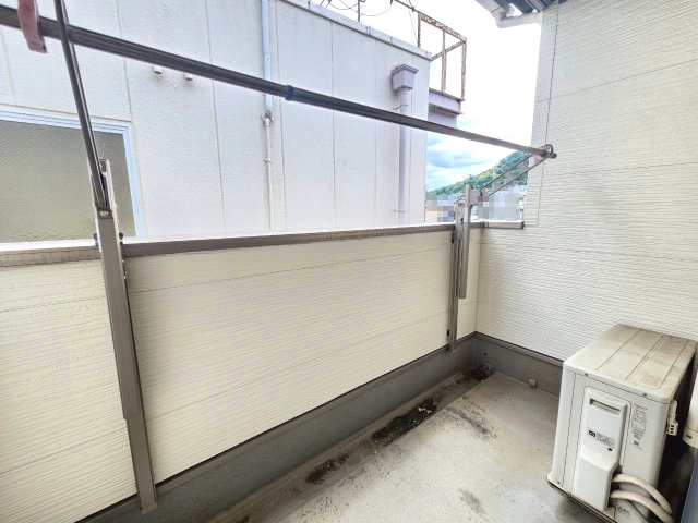 【価格改定】乙訓郡大山崎町字大山崎小字西高田のバルコニー|洗濯や布団干しに便利なバルコニー付き。
毎日の家事が快適になる、実用性の高い空間です！