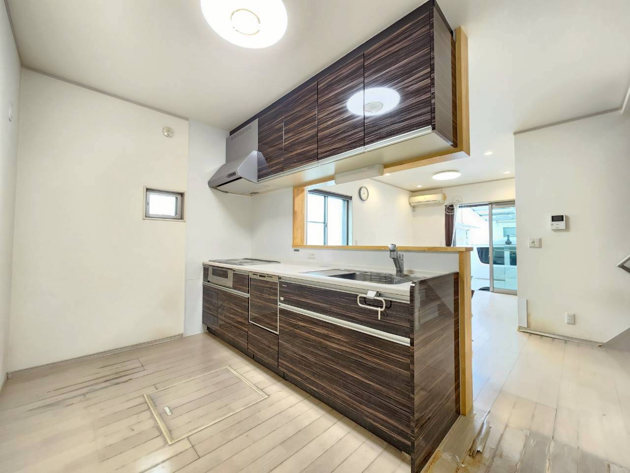 【価格改定】乙訓郡大山崎町字大山崎小字西高田のキッチン|IHコンロ・グリル・食洗機付きのシステムキッチン。