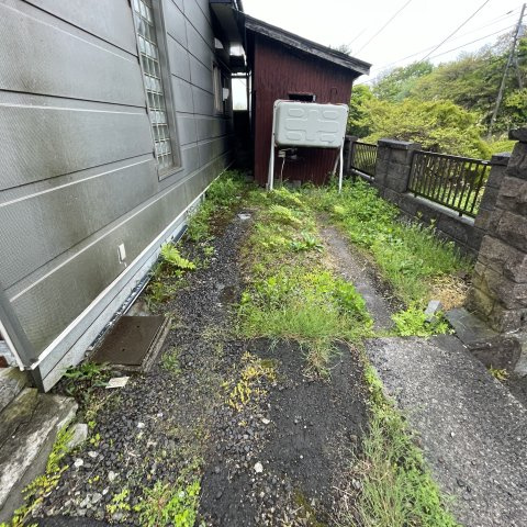 室蘭市御前水町2丁目12-9戸建の庭
