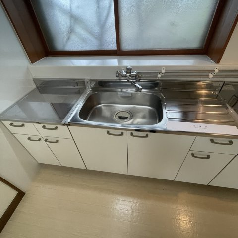 室蘭市御前水町2丁目12-9戸建のキッチン