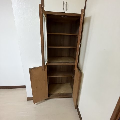 室蘭市御前水町2丁目12-9戸建の収納