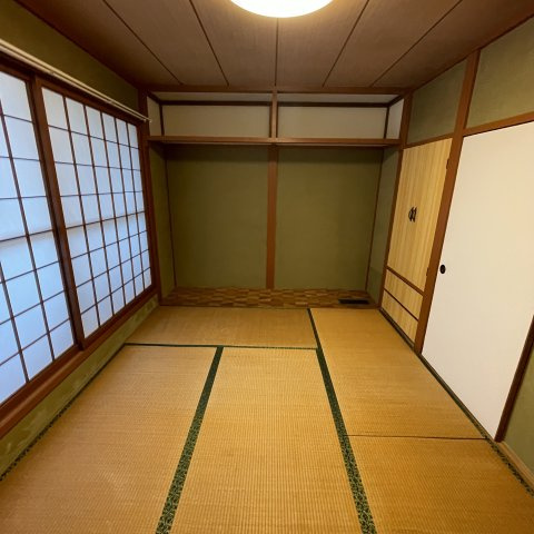 室蘭市御前水町2丁目12-9戸建の和室