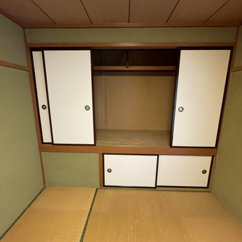 室蘭市御前水町2丁目12-9戸建の和室
