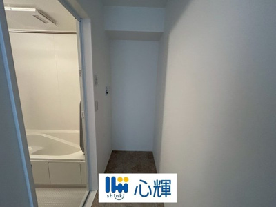 【脱衣所】 | セキュレア中村１丁目（３号地） | プライバシーに配慮した、洗面室と脱衣室を分けた間取りです。