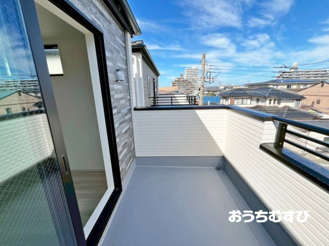 守山区金屋1期(全2棟)のバルコニー