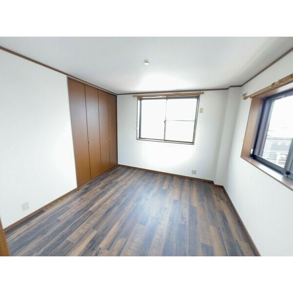 清須市西枇杷島町小田井戸建の寝室