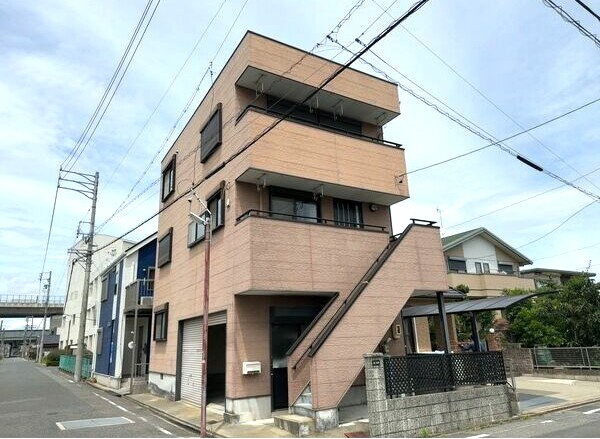 清須市西枇杷島町小田井戸建の外観