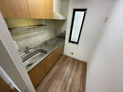 【キッチン】 | メルヴィルA棟 | ※同建物別部屋の写真になります。
