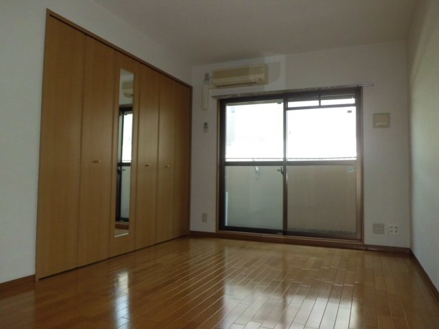 メトロポリタンの居間・リビング