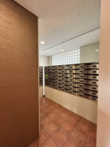 リバティパーク枚方D棟のその他共用部分|集合ポスト部分です。