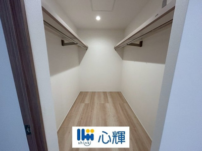 【収納】 | セキュレア中村１丁目（４号地） | ウォークインクローゼットは、衣類やかばんなどをまとめて収納出来ます。