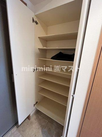 ジュネーゼグラン京町堀の収納