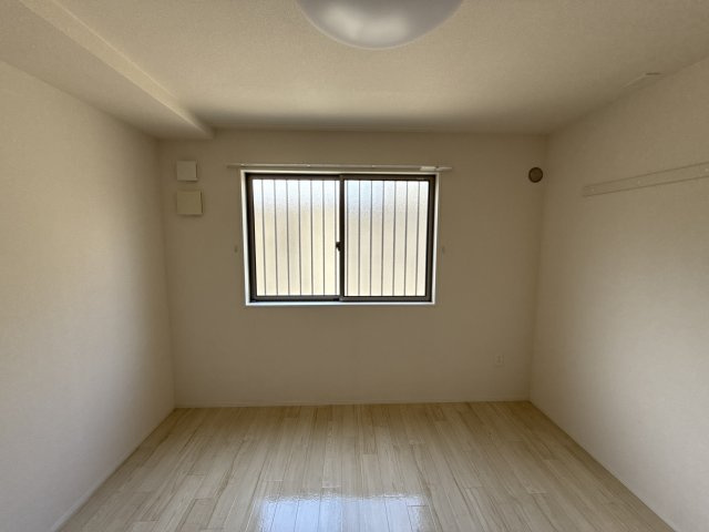 アルブルームの洋室