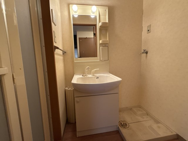 アビタシオン朝日の洗面所