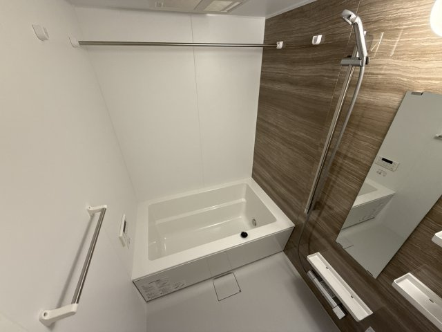 J・セレーノの浴室