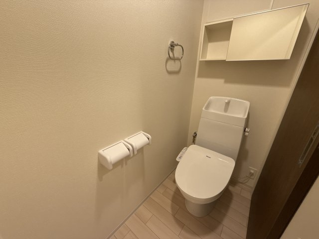 J・セレーノのトイレ