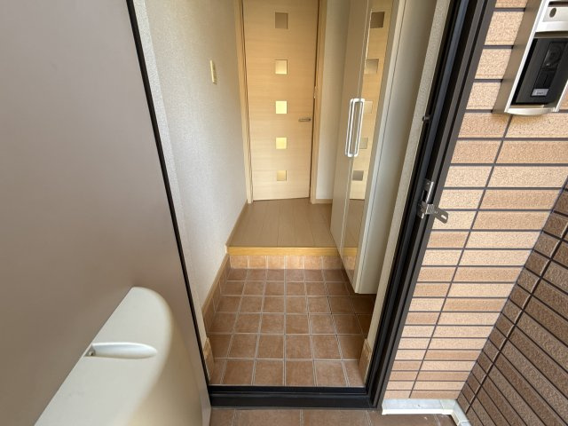 プレアデスＢの玄関