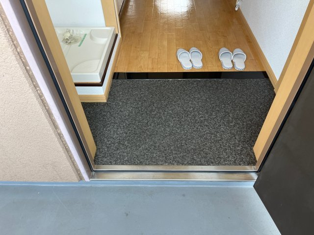 ヴィレッジ熊見の玄関