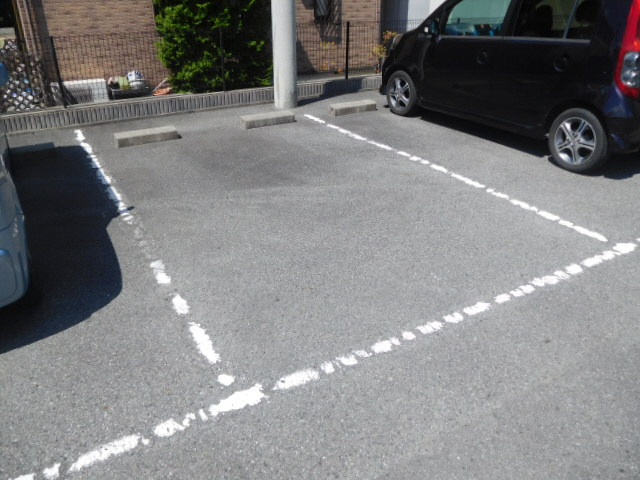 グランディール姫路の駐車場