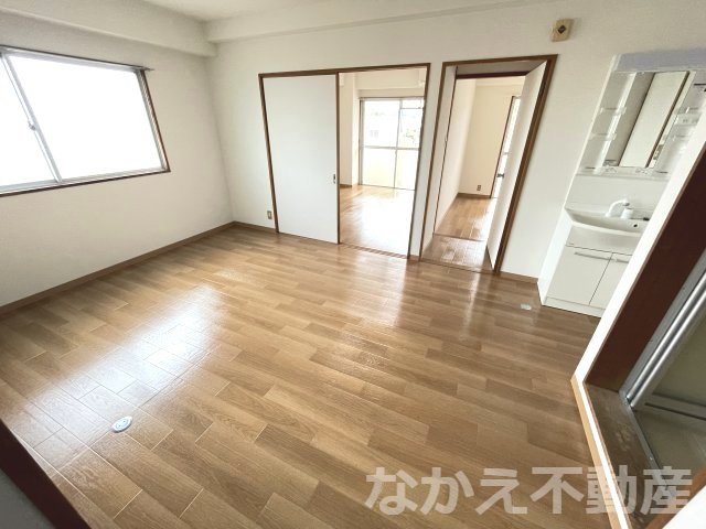 【居間・リビング】 | ゆったり過ごせる居間です
