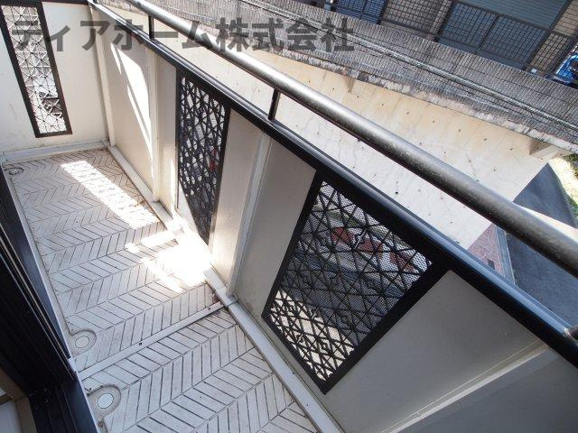 スペースMHM A棟のバルコニー|開放的で明るい空間を演出してくれるバルコニーです