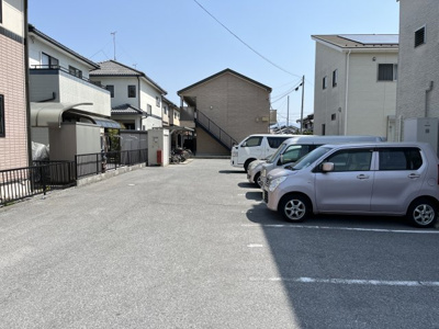 【駐車場】 | フリーデンヒュッテ