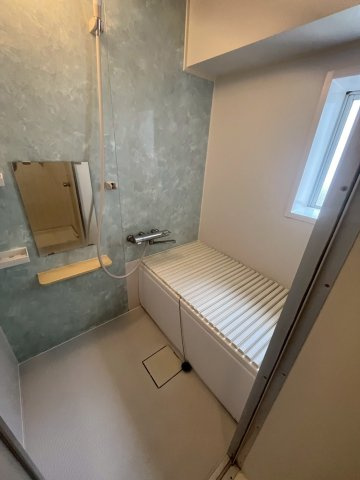 同心サワダハイツの浴室