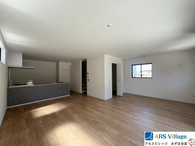 新築一戸建／富士見市上沢2丁目の居間・リビング