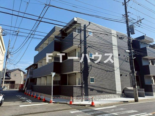 ウィンドテラス大久保の外観