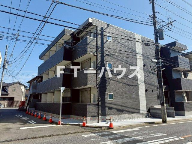 ウィンドテラス大久保の外観