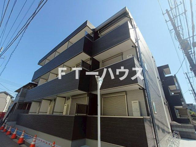 ウィンドテラス大久保の外観