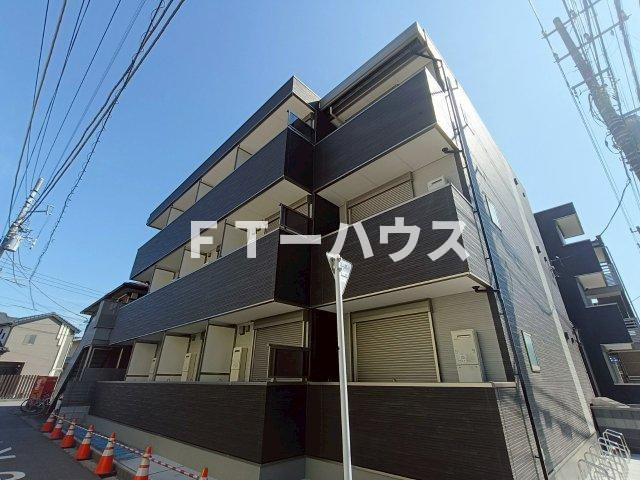ウィンドテラス大久保の外観