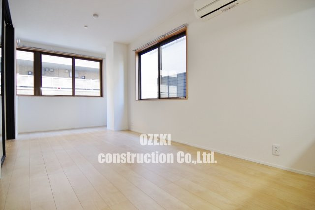 アーバンハウス10号館の居間・リビング