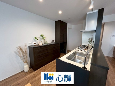 【キッチン】 | セキュレア中村１丁目（５号地） | バックスペースは充分な広さを確保しています。