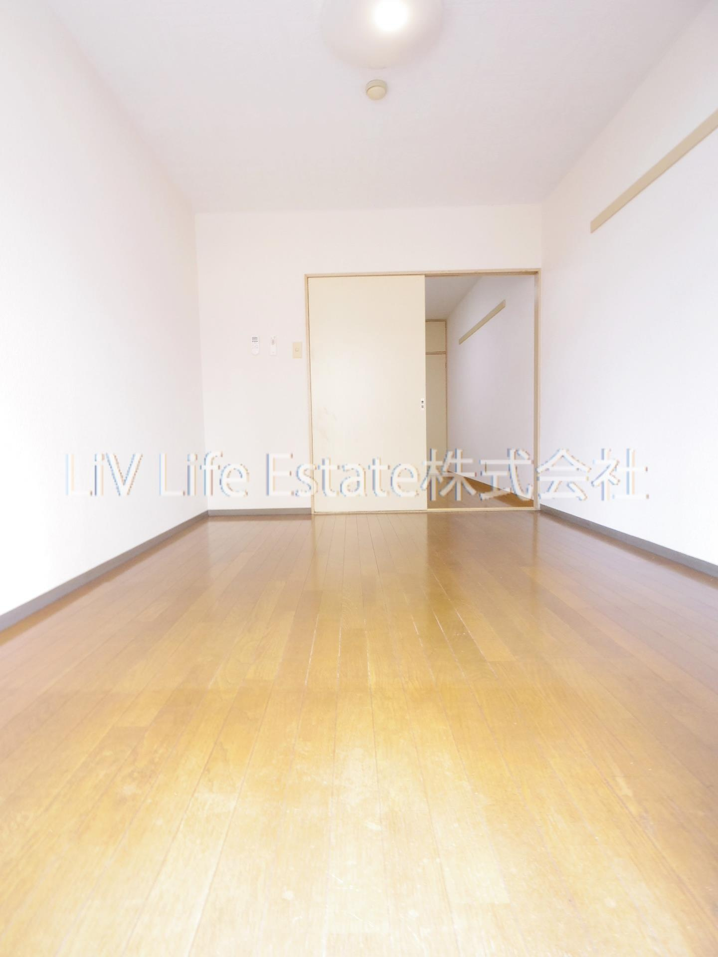 小平市学園東町１丁目の賃貸マンションの洋室