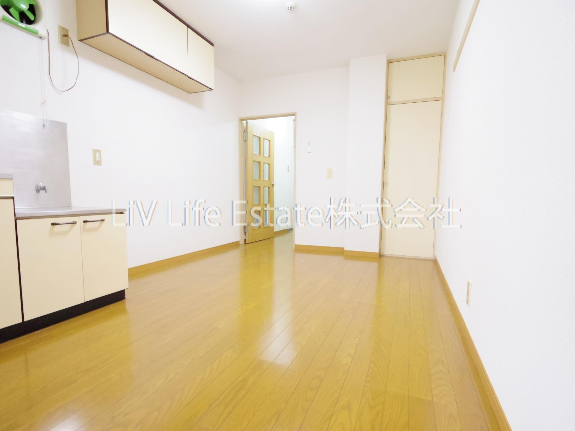 小平市学園東町１丁目の賃貸マンションの居間・リビング