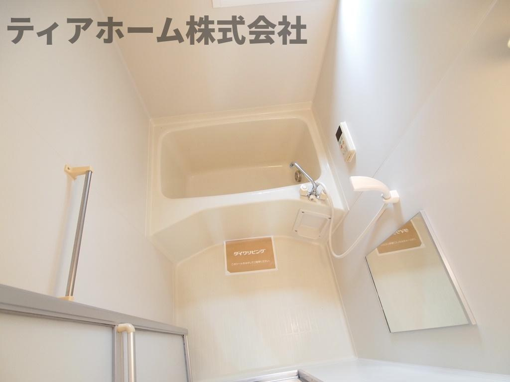 セジュールS C棟の浴室|きれいなお風呂です