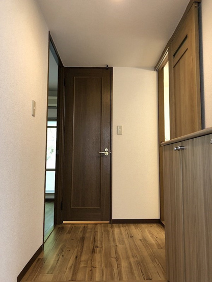 【玄関】グランレブリー御所東Ⅱ