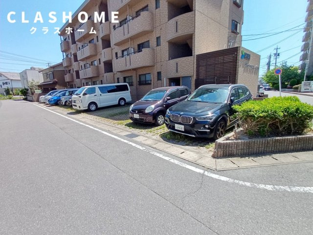 アークアビテ・桜町　　刈谷市近郊の賃貸はクラスホーム刈谷店の駐車場