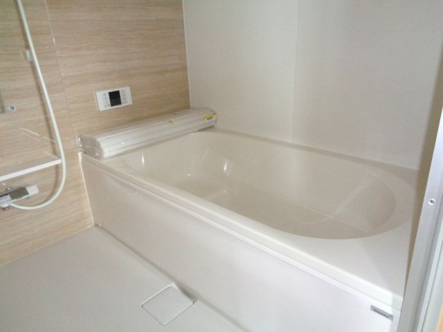 君の名を呼ぶの浴室