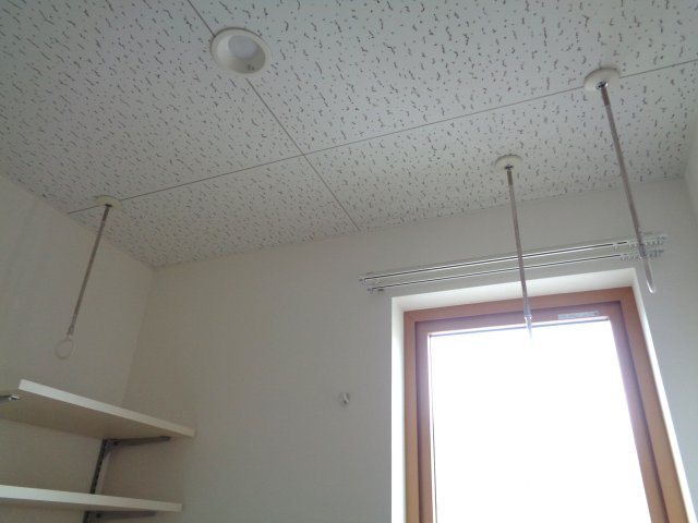 君の名を呼ぶの内装