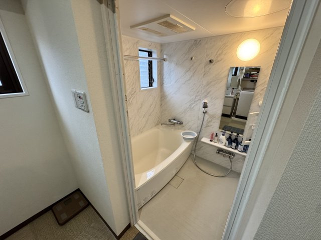 ルポンドシェルうのしまの浴室