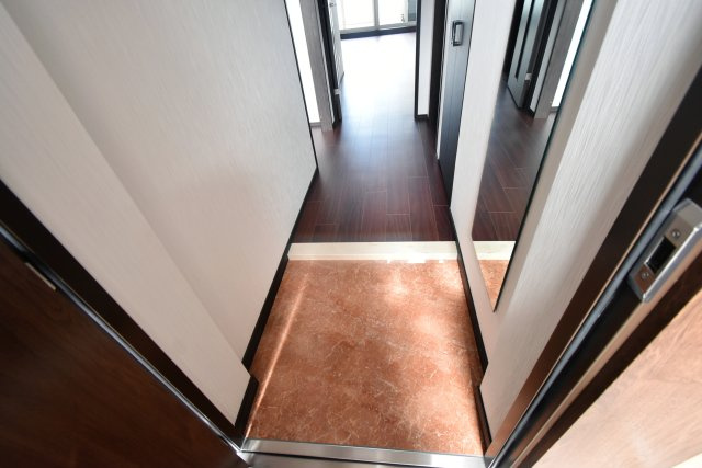 プレジオさくら夙川の玄関