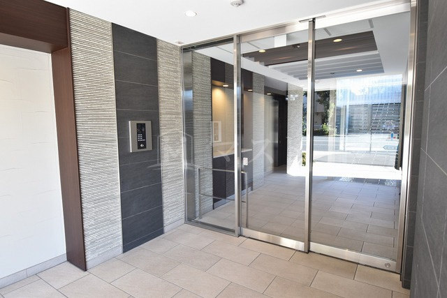 ノーヴルメゾンのエントランス