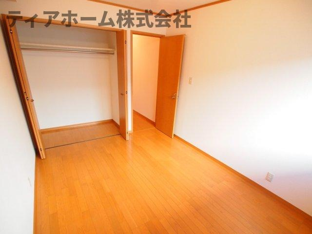 フローレンスⅡの洋室|明るい洋室です