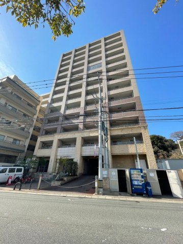 サヴォイグランデスの外観