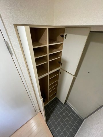 サヴォイグランデスの収納