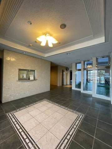 サヴォイグランデスのロビー