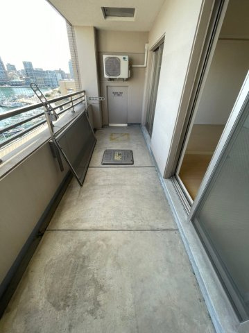 サヴォイグランデスのバルコニー