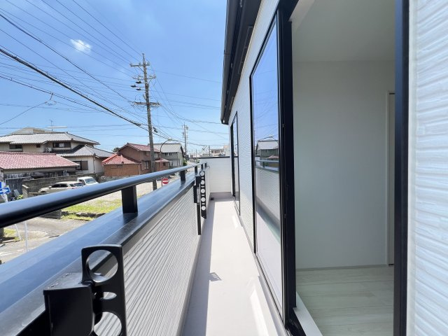 高浜市屋敷町2期　全４棟　１号棟のバルコニー